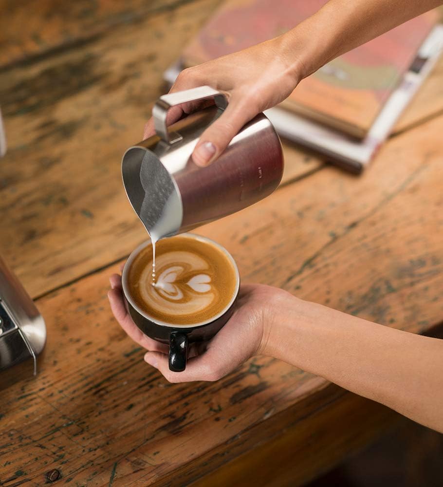 pouring latte - breville duo temp pro review